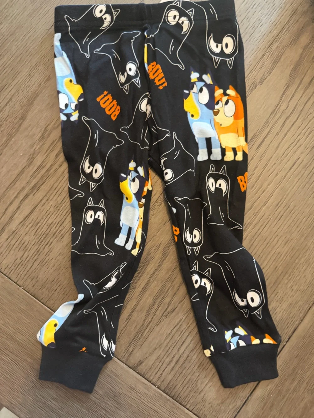 Bluey Black Halloween Ghost & Dog Print Leggings 2 piece size 2T pajamas